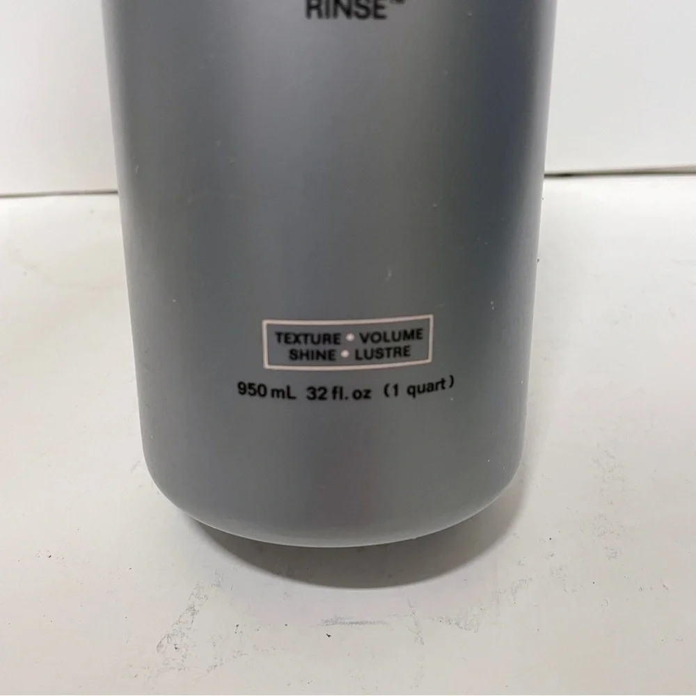 Wella Liquid Hair Moisture Rinse Volume 32 OZ HTF